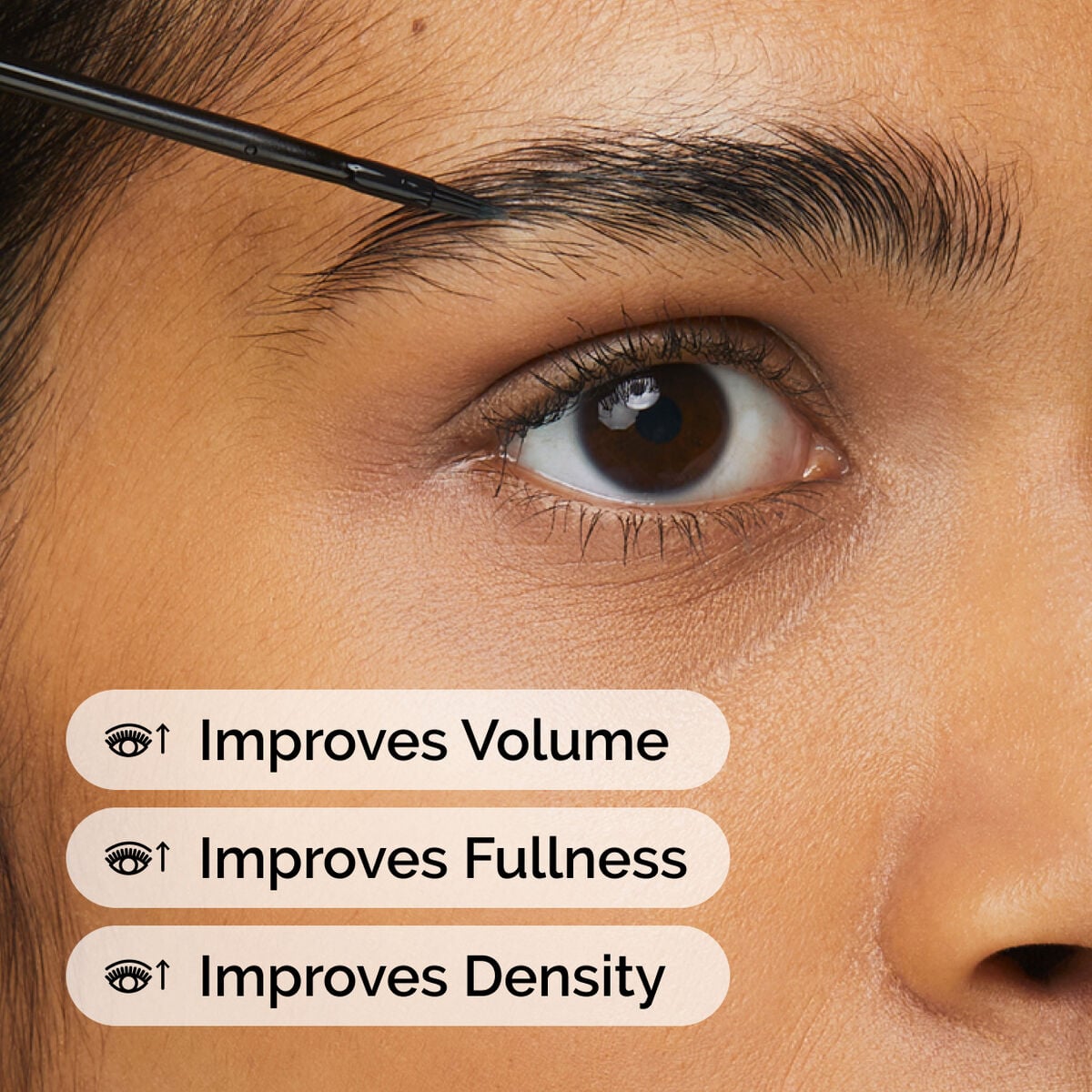 multi-peptide-lash-and-brow-serum-z4 ord-multi-peptide-lash-brow-model-application-with-benefits.jpg
